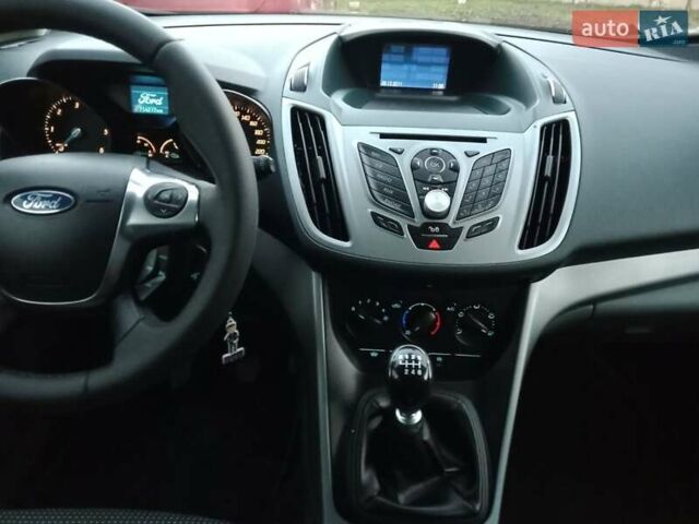 Черный Форд Си-Макс, объемом двигателя 1.6 л и пробегом 215 тыс. км за 7700 $, фото 17 на Automoto.ua