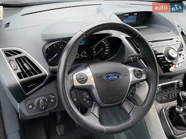 Черный Форд Си-Макс, объемом двигателя 1.6 л и пробегом 206 тыс. км за 8699 $, фото 40 на Automoto.ua