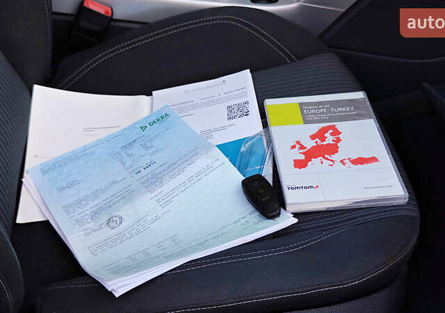 Чорний Форд Сі-Макс, об'ємом двигуна 2 л та пробігом 243 тис. км за 8850 $, фото 39 на Automoto.ua