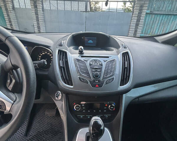 Черный Форд Си-Макс, объемом двигателя 2 л и пробегом 174 тыс. км за 9000 $, фото 10 на Automoto.ua