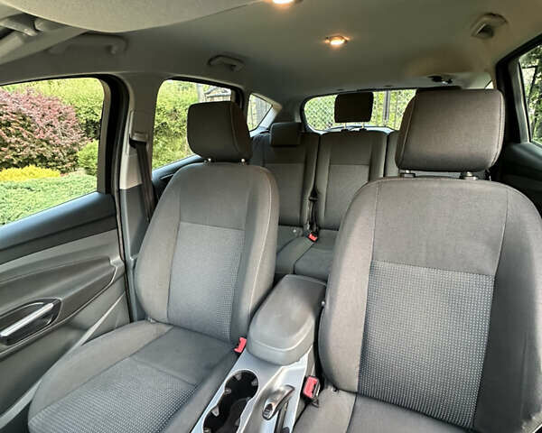 Чорний Форд Сі-Макс, об'ємом двигуна 1.6 л та пробігом 153 тис. км за 8599 $, фото 7 на Automoto.ua