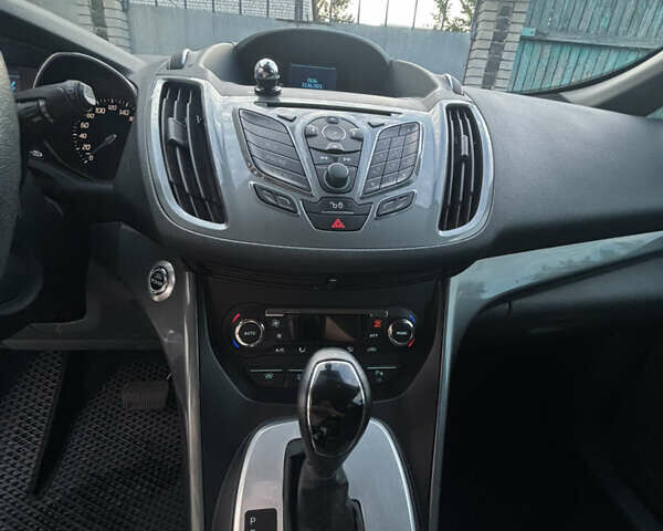 Черный Форд Си-Макс, объемом двигателя 2 л и пробегом 174 тыс. км за 9000 $, фото 11 на Automoto.ua