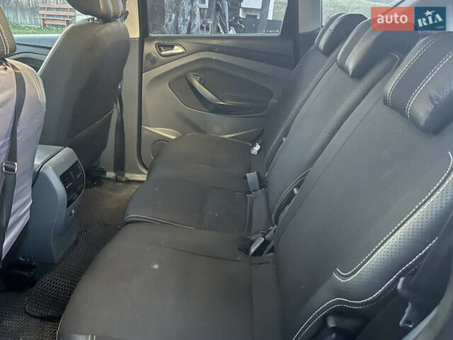 Черный Форд Си-Макс, объемом двигателя 1.6 л и пробегом 400 тыс. км за 7500 $, фото 10 на Automoto.ua