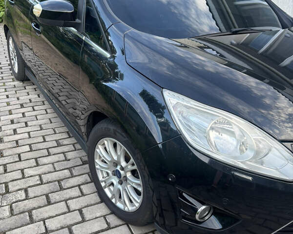 Черный Форд Си-Макс, объемом двигателя 2 л и пробегом 174 тыс. км за 9000 $, фото 4 на Automoto.ua