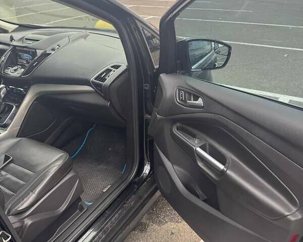 Черный Форд Си-Макс, объемом двигателя 2 л и пробегом 197 тыс. км за 8900 $, фото 9 на Automoto.ua