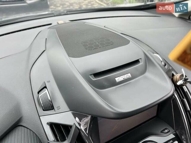 Черный Форд Си-Макс, объемом двигателя 2 л и пробегом 125 тыс. км за 9999 $, фото 13 на Automoto.ua