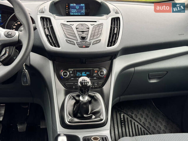 Чорний Форд Сі-Макс, об'ємом двигуна 1.6 л та пробігом 170 тис. км за 7800 $, фото 33 на Automoto.ua