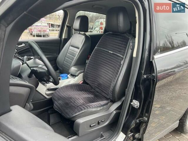 Черный Форд Си-Макс, объемом двигателя 2 л и пробегом 125 тыс. км за 9999 $, фото 2 на Automoto.ua