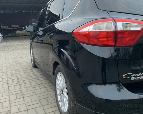 Черный Форд Си-Макс, объемом двигателя 2 л и пробегом 171 тыс. км за 10200 $, фото 1 на Automoto.ua