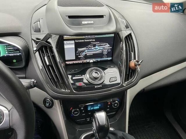 Черный Форд Си-Макс, объемом двигателя 2 л и пробегом 125 тыс. км за 9999 $, фото 9 на Automoto.ua