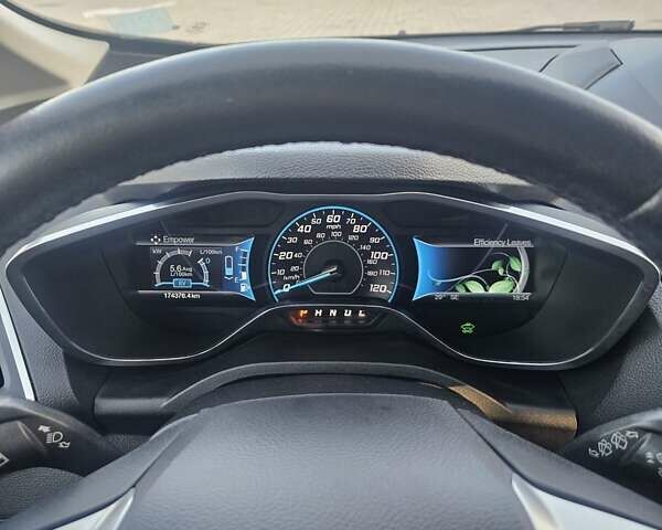 Чорний Форд Сі-Макс, об'ємом двигуна 2 л та пробігом 184 тис. км за 9500 $, фото 5 на Automoto.ua