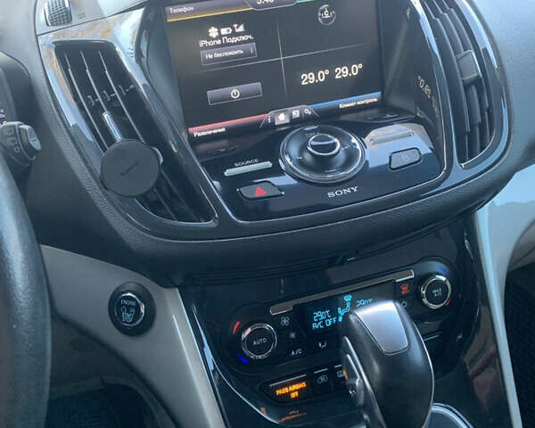 Чорний Форд Сі-Макс, об'ємом двигуна 2 л та пробігом 173 тис. км за 10000 $, фото 16 на Automoto.ua