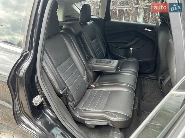 Черный Форд Си-Макс, объемом двигателя 2 л и пробегом 125 тыс. км за 9999 $, фото 4 на Automoto.ua