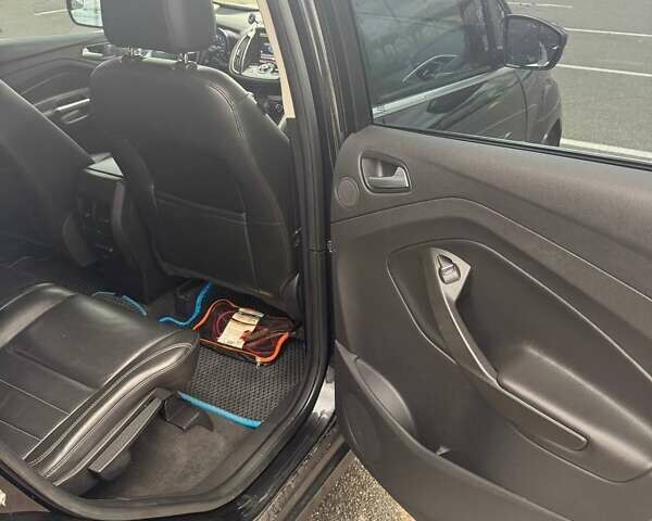 Черный Форд Си-Макс, объемом двигателя 2 л и пробегом 197 тыс. км за 8900 $, фото 11 на Automoto.ua