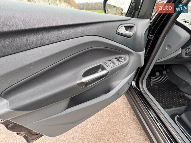 Чорний Форд Сі-Макс, об'ємом двигуна 1.6 л та пробігом 170 тис. км за 7800 $, фото 22 на Automoto.ua