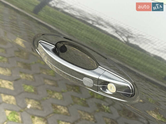 Черный Форд Си-Макс, объемом двигателя 2 л и пробегом 188 тыс. км за 9900 $, фото 8 на Automoto.ua