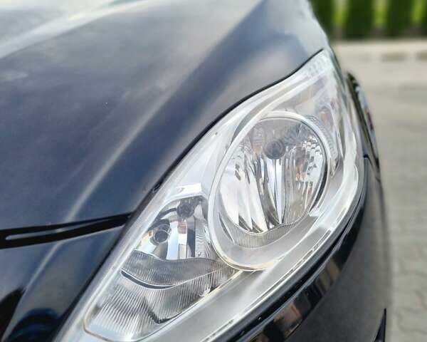 Черный Форд Си-Макс, объемом двигателя 1.99 л и пробегом 230 тыс. км за 8499 $, фото 27 на Automoto.ua