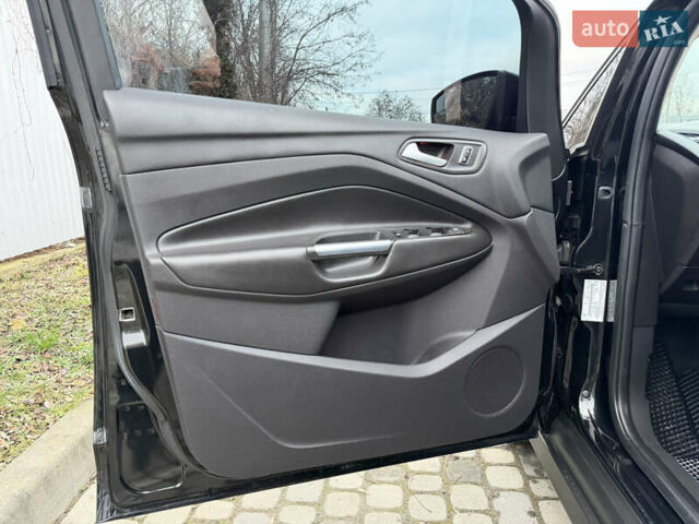 Черный Форд Си-Макс, объемом двигателя 2 л и пробегом 154 тыс. км за 11450 $, фото 25 на Automoto.ua