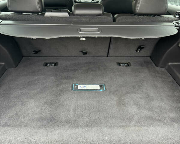 Форд Сі-Макс 2014 у Житомирі на Automoto.ua Чорний Форд Сі-Макс, об'ємом двигуна 2 л та пробігом 178 тис. км за 11200 $, фото 4 на Automoto.ua