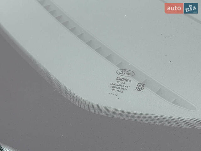 Черный Форд Си-Макс, объемом двигателя 2 л и пробегом 188 тыс. км за 9900 $, фото 10 на Automoto.ua