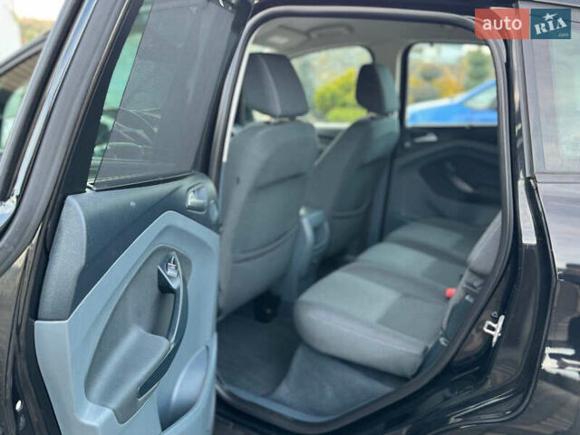 Черный Форд Си-Макс, объемом двигателя 1.6 л и пробегом 232 тыс. км за 8199 $, фото 71 на Automoto.ua