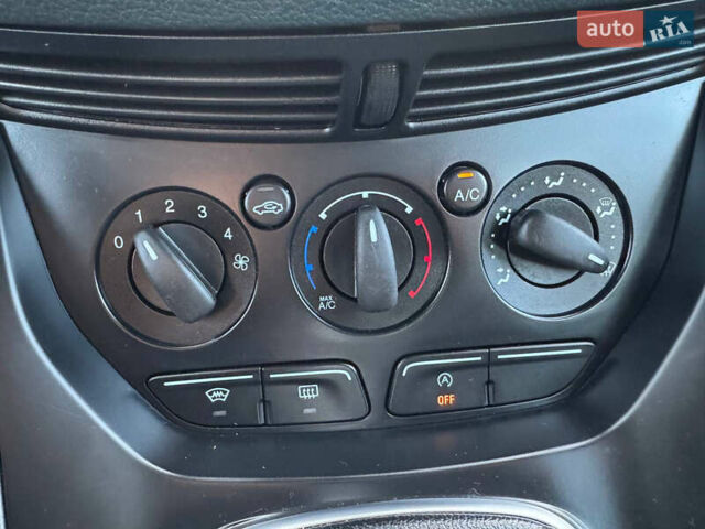 Черный Форд Си-Макс, объемом двигателя 1.6 л и пробегом 232 тыс. км за 8199 $, фото 65 на Automoto.ua