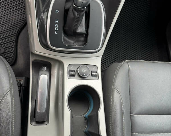 Форд Сі-Макс 2014 у Житомирі на Automoto.ua Чорний Форд Сі-Макс, об'ємом двигуна 2 л та пробігом 178 тис. км за 11200 $, фото 6 на Automoto.ua