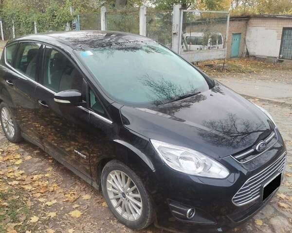 Черный Форд Си-Макс, объемом двигателя 2 л и пробегом 160 тыс. км за 9800 $, фото 1 на Automoto.ua