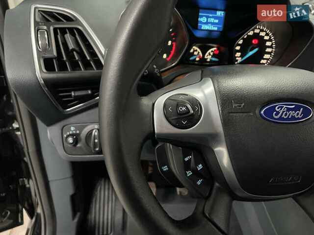 Чорний Форд Сі-Макс, об'ємом двигуна 1.6 л та пробігом 220 тис. км за 8990 $, фото 48 на Automoto.ua