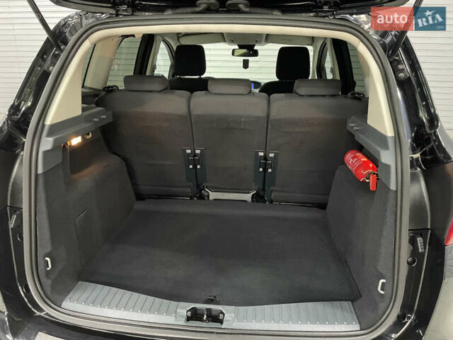 Чорний Форд Сі-Макс, об'ємом двигуна 1.6 л та пробігом 220 тис. км за 8990 $, фото 33 на Automoto.ua