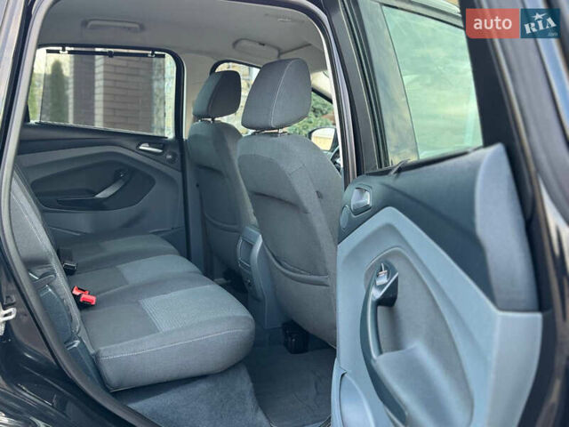 Черный Форд Си-Макс, объемом двигателя 1.6 л и пробегом 232 тыс. км за 8199 $, фото 68 на Automoto.ua