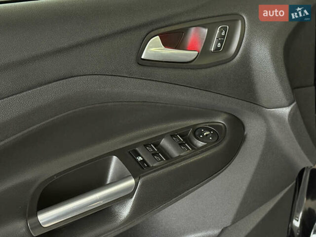 Черный Форд Си-Макс, объемом двигателя 2 л и пробегом 188 тыс. км за 9900 $, фото 20 на Automoto.ua