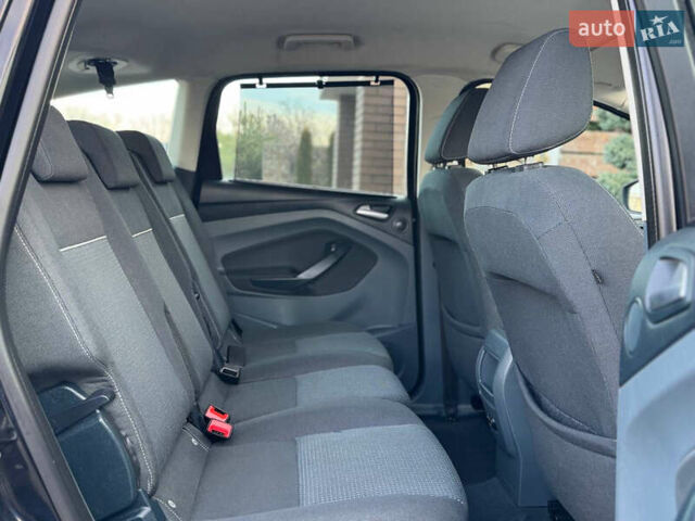 Черный Форд Си-Макс, объемом двигателя 1.6 л и пробегом 232 тыс. км за 8199 $, фото 69 на Automoto.ua