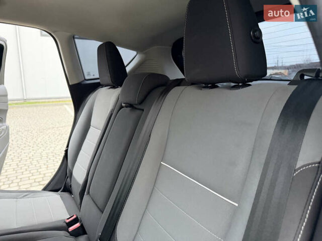 Черный Форд Си-Макс, объемом двигателя 2 л и пробегом 154 тыс. км за 11450 $, фото 19 на Automoto.ua