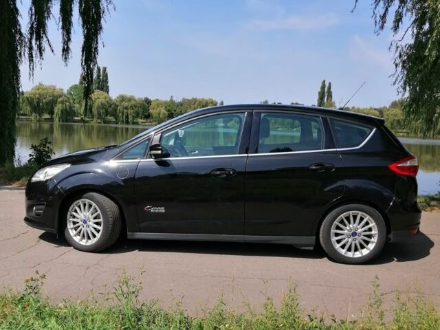 Черный Форд Си-Макс, объемом двигателя 2 л и пробегом 180 тыс. км за 13600 $, фото 7 на Automoto.ua