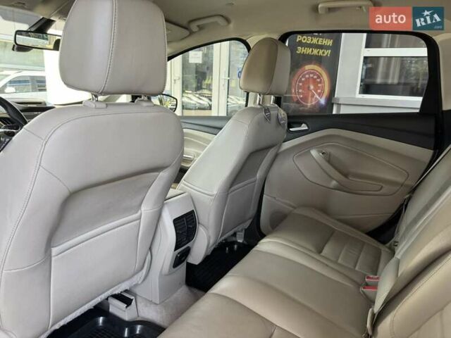 Черный Форд Си-Макс, объемом двигателя 2 л и пробегом 180 тыс. км за 10500 $, фото 13 на Automoto.ua