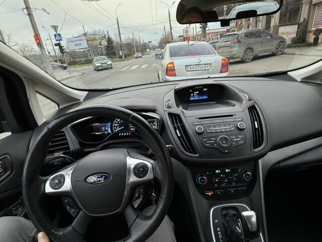 Черный Форд Си-Макс, объемом двигателя 2 л и пробегом 138 тыс. км за 9850 $, фото 6 на Automoto.ua