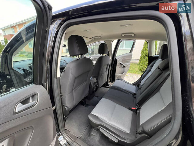 Черный Форд Си-Макс, объемом двигателя 2 л и пробегом 117 тыс. км за 10900 $, фото 18 на Automoto.ua