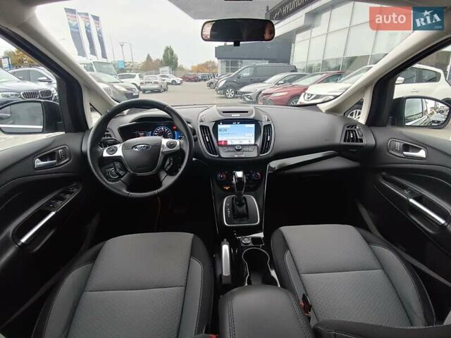 Черный Форд Си-Макс, объемом двигателя 2 л и пробегом 67 тыс. км за 13050 $, фото 9 на Automoto.ua