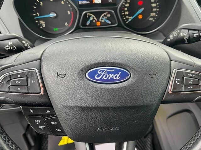 Черный Форд Си-Макс, объемом двигателя 1.5 л и пробегом 221 тыс. км за 11600 $, фото 11 на Automoto.ua