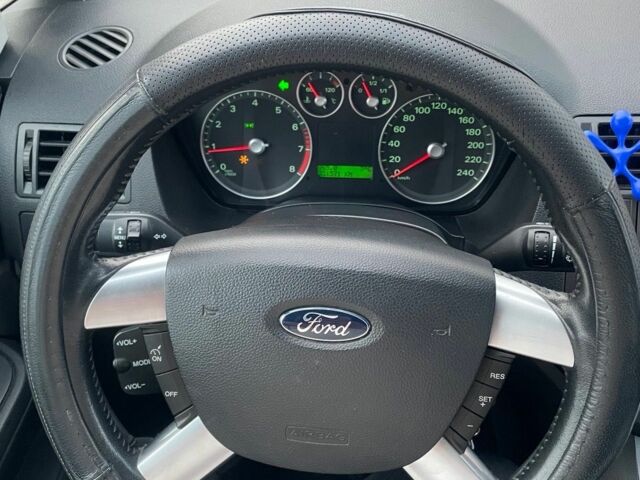 Форд Си-Макс 2005 в Вараш (Кузнецовск) на Automoto.ua Черный Форд Си-Макс, объемом двигателя 1.8 л и пробегом 250 тыс. км за 4900 $, фото 1 на Automoto.ua