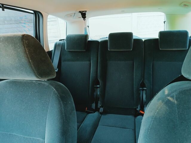 Чорний Форд Сі-Макс, об'ємом двигуна 2 л та пробігом 215 тис. км за 6200 $, фото 18 на Automoto.ua