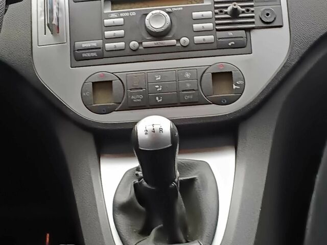 Чорний Форд Сі-Макс, об'ємом двигуна 1.8 л та пробігом 243 тис. км за 5200 $, фото 20 на Automoto.ua