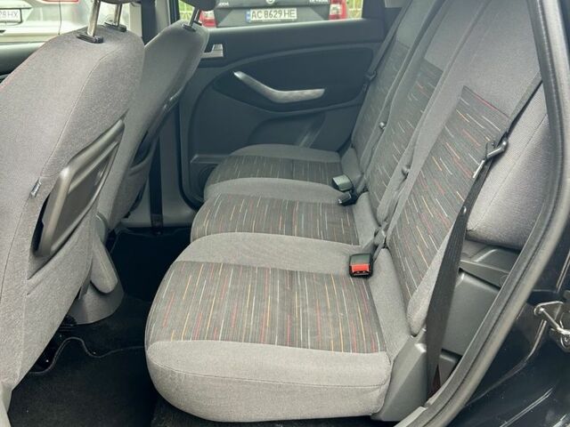 Черный Форд Си-Макс, объемом двигателя 1.8 л и пробегом 253 тыс. км за 5399 $, фото 21 на Automoto.ua