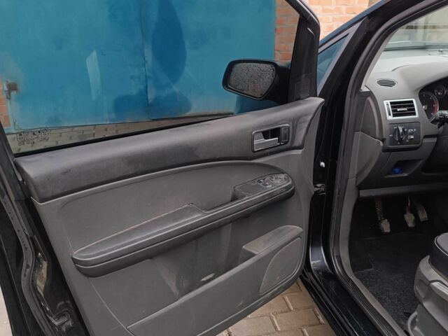 Чорний Форд Сі-Макс, об'ємом двигуна 1.8 л та пробігом 243 тис. км за 5200 $, фото 14 на Automoto.ua