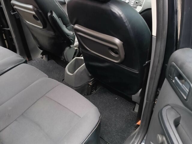 Чорний Форд Сі-Макс, об'ємом двигуна 1.8 л та пробігом 243 тис. км за 5200 $, фото 9 на Automoto.ua