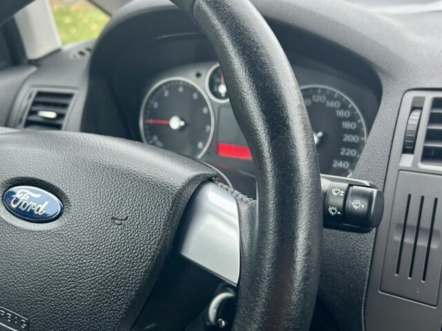 Черный Форд Си-Макс, объемом двигателя 1.8 л и пробегом 253 тыс. км за 5399 $, фото 20 на Automoto.ua