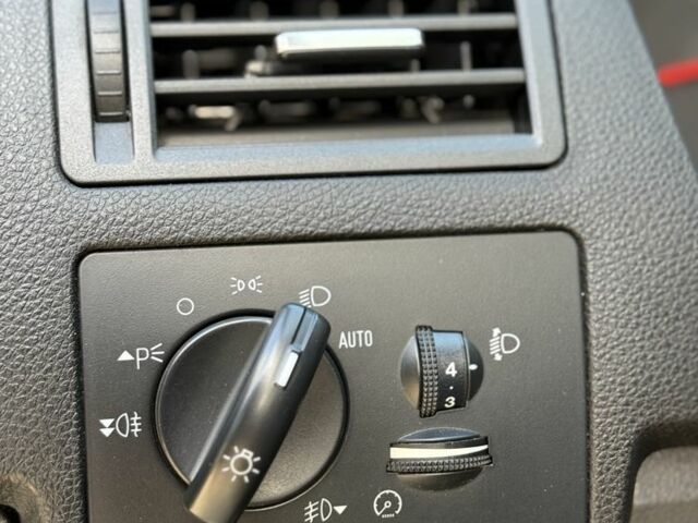 Чорний Форд Сі-Макс, об'ємом двигуна 2 л та пробігом 160 тис. км за 6000 $, фото 12 на Automoto.ua