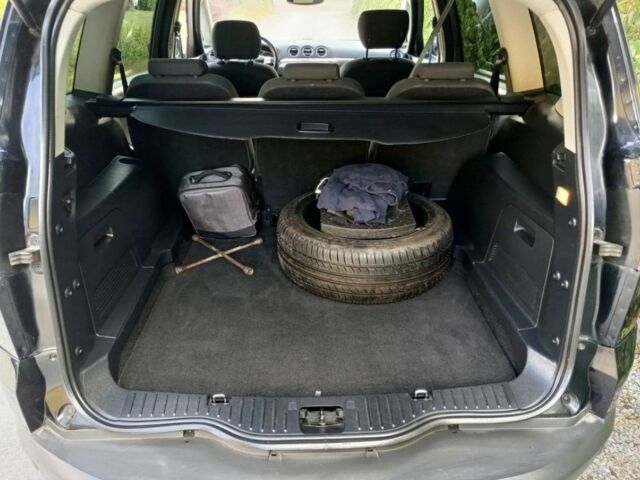 Чорний Форд Сі-Макс, об'ємом двигуна 2 л та пробігом 223 тис. км за 3750 $, фото 4 на Automoto.ua