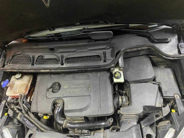 Чорний Форд Сі-Макс, об'ємом двигуна 1.6 л та пробігом 225 тис. км за 6100 $, фото 23 на Automoto.ua